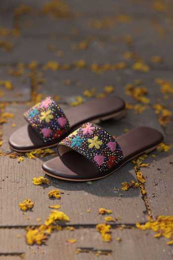 Tiesta Floral Hand Embroidered Flats 