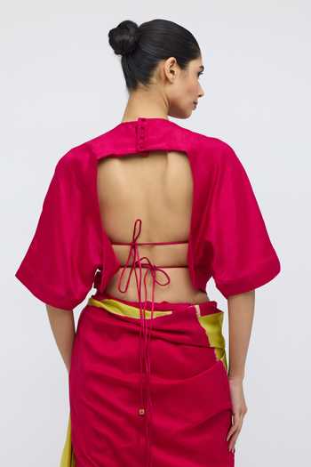 QUARTER Woman Holding A Fruit Handwoven Blouse 