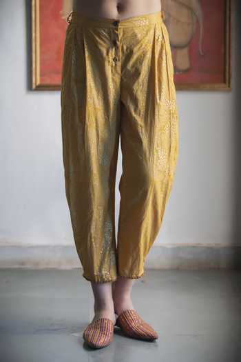 Shop Swatti Kapoor Yellow Cotton Sequins, Foil Printing Hand Block Leen Pant Online at Aza Fashions Shop_Swatti Kapoor_Yellow Cotton Sequins, Foil Printing Hand Block Leen Pant _Online_at_Aza_Fashions