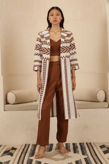 Muvazo_Brown Crepe Pleated Pant _at_Aza_Fashions