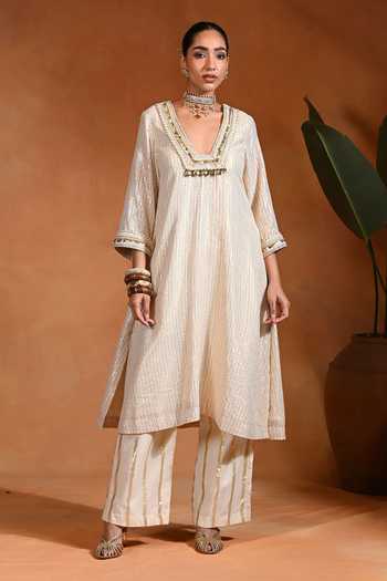 Rishi and Vibhuti Chaandni Striped Kurta & Pant Set 
