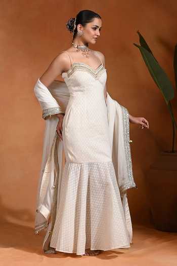 Rishi and Vibhuti Ivory Embroidered Saaj Dress With Dupatta 