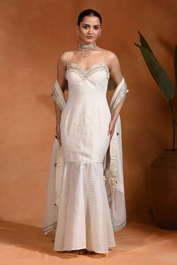 Buy_Rishi and Vibhuti_Ivory Cotton, Organza, Jacquard Sweetheart Embroidered Saaj Dress With Dupatta _Online_at_Aza_Fashions