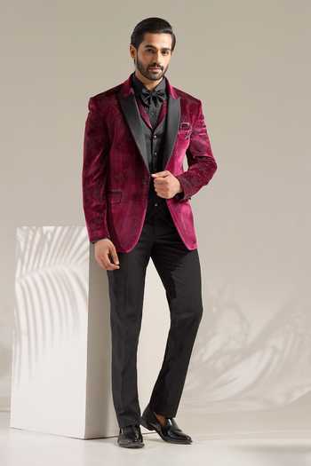 ZOOP MEN Velvet Tuxedo Jacket & Pant Set 