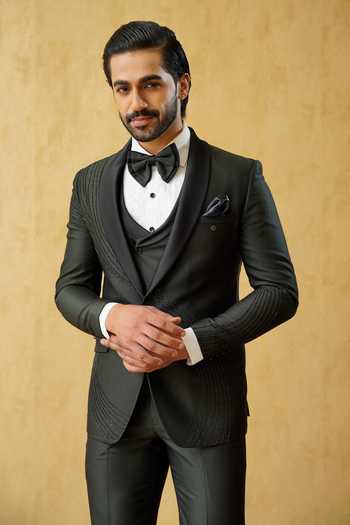 ZOOP MEN Green Cotton, Jacquard Embroidered Tuxedo Jacket And Pant Set Online at Aza Fashions ZOOP MEN_Green Cotton, Jacquard Embroidered Tuxedo Jacket And Pant Set _Online_at_Aza_Fashions