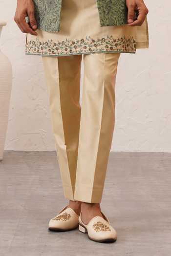 Buy ZOOP MEN Green Velvet, Polyester, Silk Embroidered Bundi Kurta Set Online at Aza Fashions Buy_ZOOP MEN_Green Velvet, Polyester, Silk Embroidered Bundi Kurta Set _Online_at_Aza_Fashions