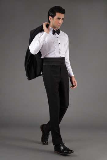 ZOOP MEN Placed Floral Embroidered Tuxedo Set 