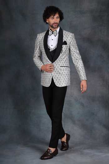 ZOOP MEN Intricate Embroidered Suit Set 
