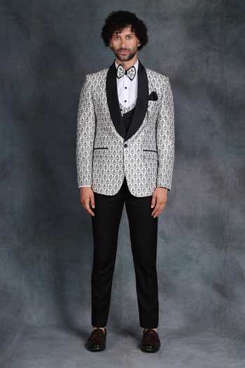 ZOOP MEN Intricate Embroidered Suit Set 