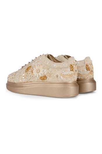 Anaar Beige Meadow Days Classic Sneakers Online at Aza Fashions Anaar_Beige Meadow Days Classic Sneakers _Online_at_Aza_Fashions