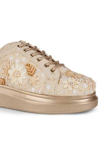 Anaar Beige Meadow Days Classic Sneakers at Aza Fashions Anaar_Beige Meadow Days Classic Sneakers _at_Aza_Fashions