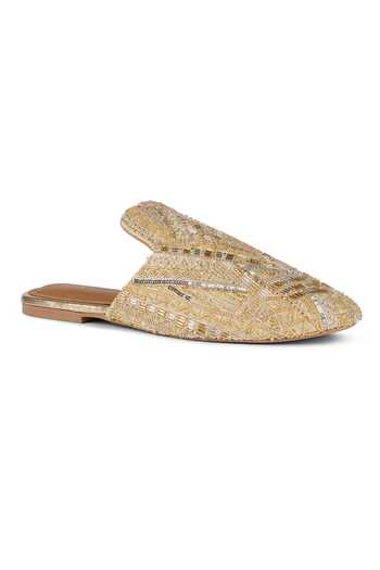 Buy Anaar Gold Queen Embroidered Mules Online at Aza Fashions Buy_Anaar_Gold Queen Embroidered Mules _Online_at_Aza_Fashions