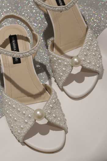 Buy_Shradha Hedau Footwear Couture_White Selene Pearl Hand Embellished Heels 