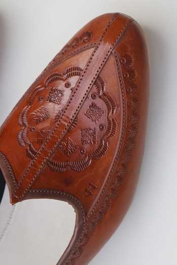 Shradha Hedau Footwear Couture_Brown Digvijay Etched Mules _at_Aza_Fashions