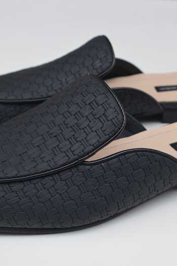 Buy_Shradha Hedau Footwear Couture_Black Reyansh Woven Textured Mules 