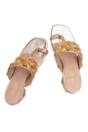 Buy 5elements Gold Ridhya Embroidered Kolhapuri Heels Online at Aza Fashions Buy_5elements_Gold Ridhya Embroidered Kolhapuri Heels _Online_at_Aza_Fashions