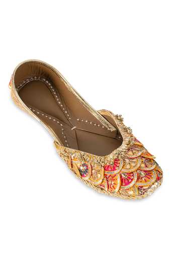Buy_5elements_Multi Color Vireya Embroidered Juttis _Online_at_Aza_Fashions
