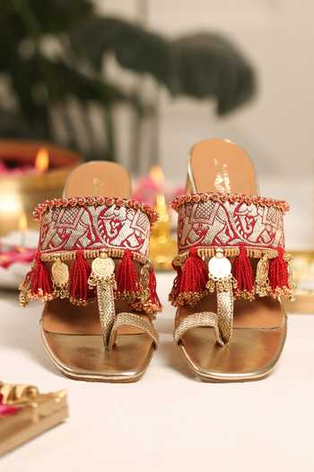 5elements Zarina Embroidered Mule Heels 