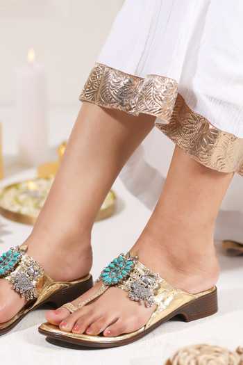 Buy 5elements Gold Myra Kolhapuri Heels Buy_5elements_Gold Myra Kolhapuri Heels