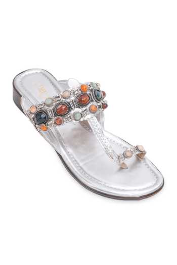Buy_5elements_Silver Chitraraga Kolhapuri Leatherette Heels _Online_at_Aza_Fashions