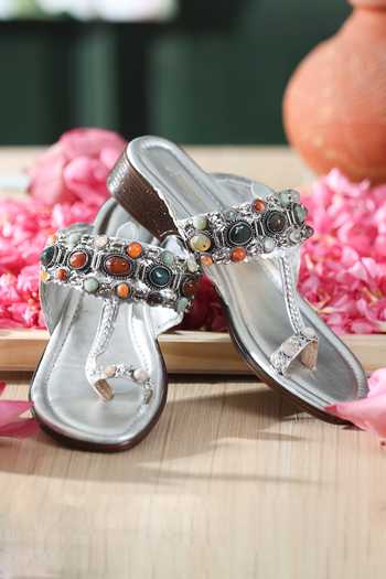 Buy_5elements_Silver Chitraraga Kolhapuri Leatherette Heels 