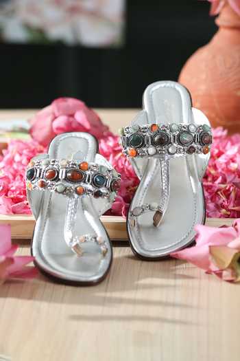 5elements Chitraraga Kolhapuri Leatherette Heels 