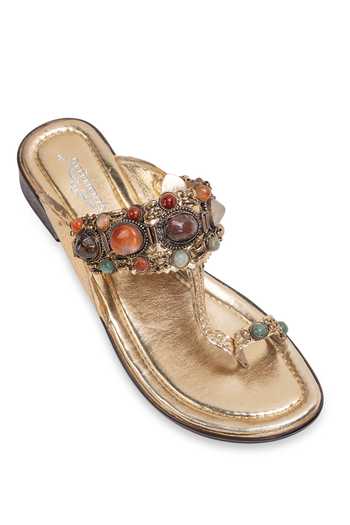 Shop_5elements_Gold Ratnaroopa Kolhapuri Heels _Online_at_Aza_Fashions