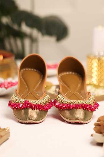 5elements Roshika Bead Work Juttis