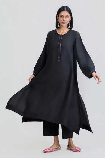 Tuli_Black Silk, Cotton Round Neck, Yes Meira Dola Kurta Set _Online_at_Aza_Fashions