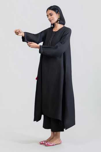 Tuli_Black Silk, Cotton Round Neck, Yes Meira Dola Kurta Set _at_Aza_Fashions