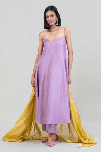 Tuli Purple Silk, Cotton, Organza Sweetheart Rida Contrast Dupatta And Anarkali Set at Aza Fashions Tuli_Purple Silk, Cotton, Organza Sweetheart Rida Contrast Dupatta And Anarkali Set _at_Aza_Fashions
