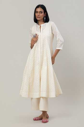 Tuli_Ivory Chanderi, Jacquard, Cotton, Organza, Silk Split V-neck Vriti Anarkali Set _Online_at_Aza_Fashions