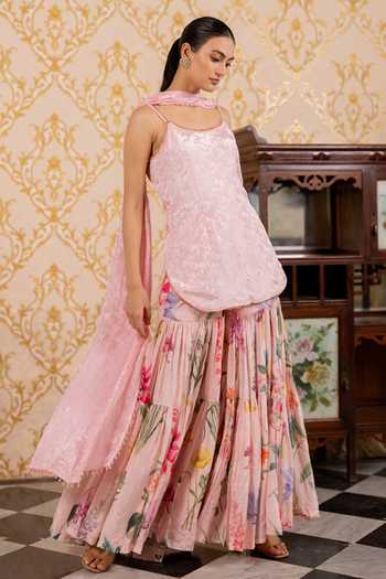 17:17 By Simmi Saboo_Pink Silk, Cotton Round Neck Kurta Set _at_Aza_Fashions