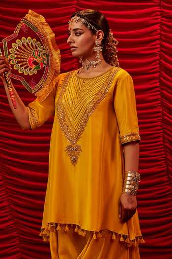 Alam By Tulsi Patel_Yellow Silk Embroidery, Zari Round Neck Neysa Tunic And Draped Skirt Set _Online_at_Aza_Fashions