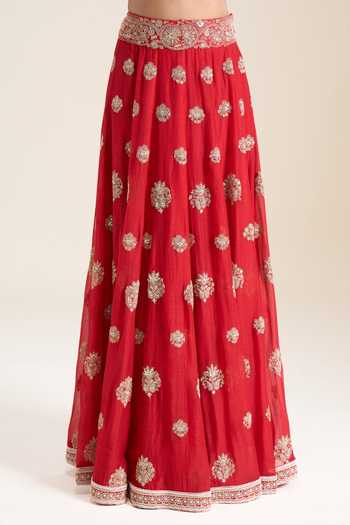 Anamika Khanna_Red Sweetheart Neck Embroidered Lehenga Set _Online_at_Aza_Fashions