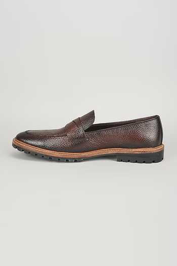 SALIL BHATIA_Brown Chocolate Pebbled Leather Loafers _Online_at_Aza_Fashions