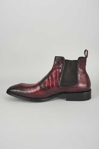 SALIL BHATIA Burgundy Croc Embossed Leather Chelsea Boots Online at Aza Fashions SALIL BHATIA_Burgundy Croc Embossed Leather Chelsea Boots _Online_at_Aza_Fashions