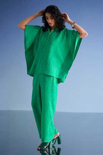 Shop Dash And Dot Green Cotton, Polyester Collared Neck Linen Textured Kaftan Top Online at Aza Fashions Shop_Dash And Dot_Green Cotton, Polyester Collared Neck Linen Textured Kaftan Top _Online_at_Aza_Fashions