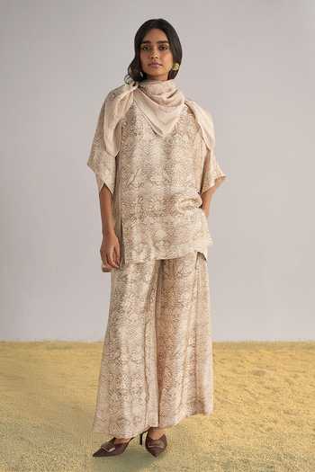 Buy Dash And Dot Ivory Viscose Lace Printed Wide-leg Palazzo Buy_Dash And Dot_Ivory Viscose Lace Printed Wide-leg Palazzo