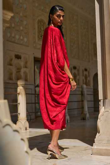 Dash And Dot Tonal Abstract Woven Kaftan 
