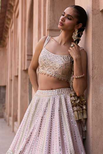 Shop ANGAD SINGH Peach Silk Square Neck Sehar Raw Embroidered Lehenga Set Online at Aza Fashions Shop_ANGAD SINGH_Peach Silk Square Neck Sehar Raw Embroidered Lehenga Set _Online_at_Aza_Fashions