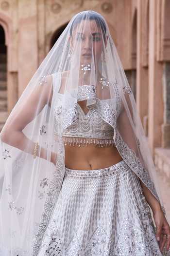 Shop_ANGAD SINGH_Ivory Silk Sweetheart Neck Chaandni Raw Embroidered Lehenga Set _Online_at_Aza_Fashions