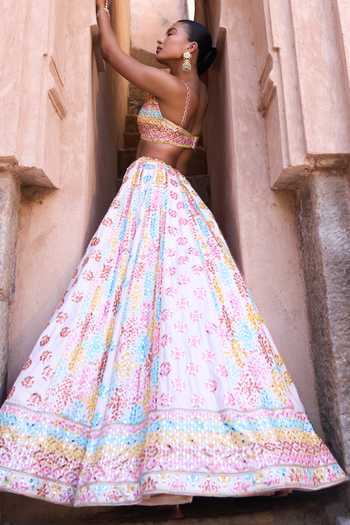 Buy_ANGAD SINGH_Pink Silk Sweetheart Neck Phool Embroidered Raw Lehenga Set _Online_at_Aza_Fashions