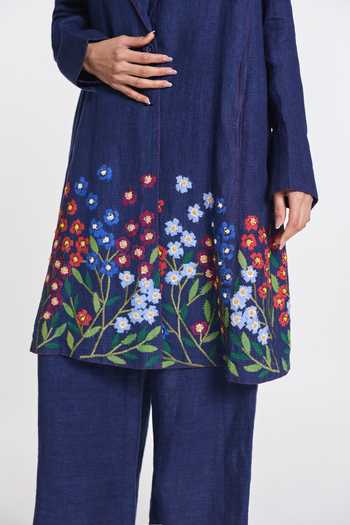 Payal Pratap Blue Linen Square Neck Rudbeckia Embroidered Jacket at Aza Fashions Payal Pratap_Blue Linen Square Neck Rudbeckia Embroidered Jacket _at_Aza_Fashions