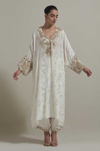 Kavita Bhartia Embroidered Kurta & Pant Set 