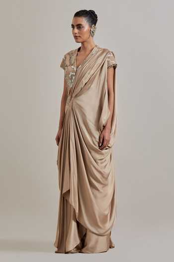 Kavita Bhartia Pink Satin, Net V-neck Pre-draped Saree And Embellished Blouse Set at Aza Fashions Kavita Bhartia_Pink Satin, Net V-neck Pre-draped Saree And Embellished Blouse Set _at_Aza_Fashions