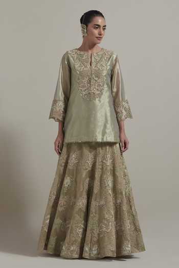 Kavita Bhartia_Green Tissue Split V-neck, Yes Hand Embellished Kurta And Skirt Set _at_Aza_Fashions
