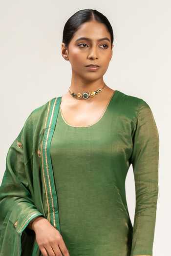 Shop KAJAL AGRAWAL Green Chanderi Scoop Neck, Yes Handwoven Zari Kurta Set Online at Aza Fashions Shop_KAJAL AGRAWAL_Green Chanderi Scoop Neck, Yes Handwoven Zari Kurta Set _Online_at_Aza_Fashions