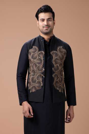 Priyanka Haralalka_Black Silk, Cotton Embroidery, Zari Bundi Kurta Set _at_Aza_Fashions