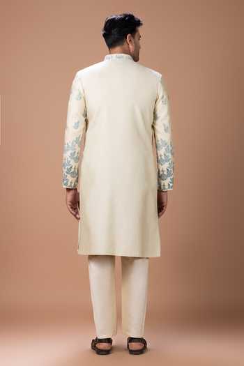Priyanka Haralalka Cotton Silk Sherwani & Pyjama Set 